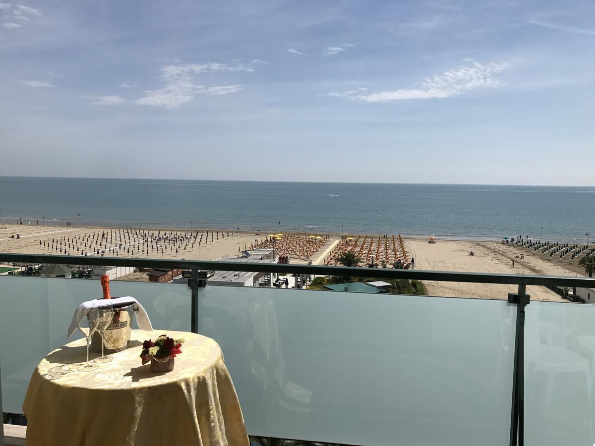 Hotel Atlas Alba Adriatica Dış mekan fotoğraf