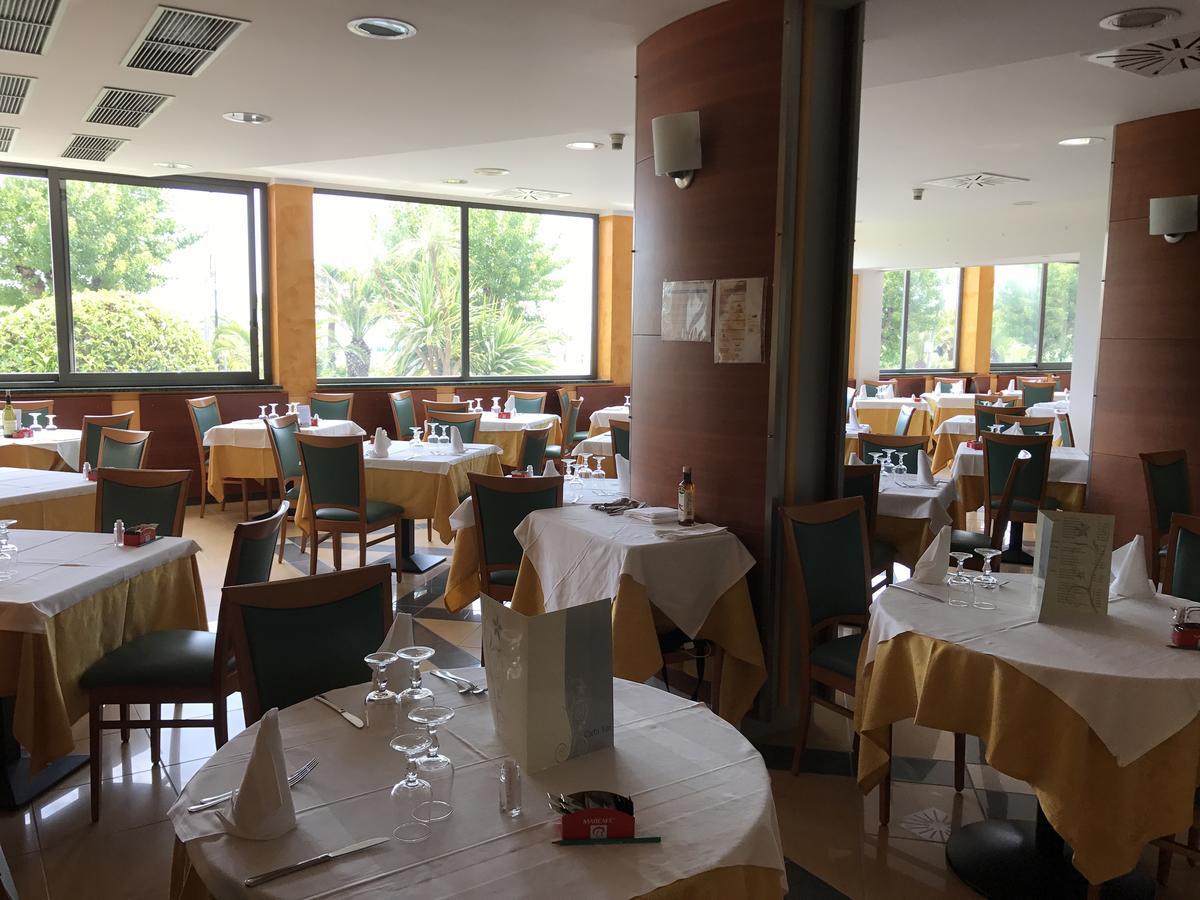 Hotel Atlas Alba Adriatica Dış mekan fotoğraf