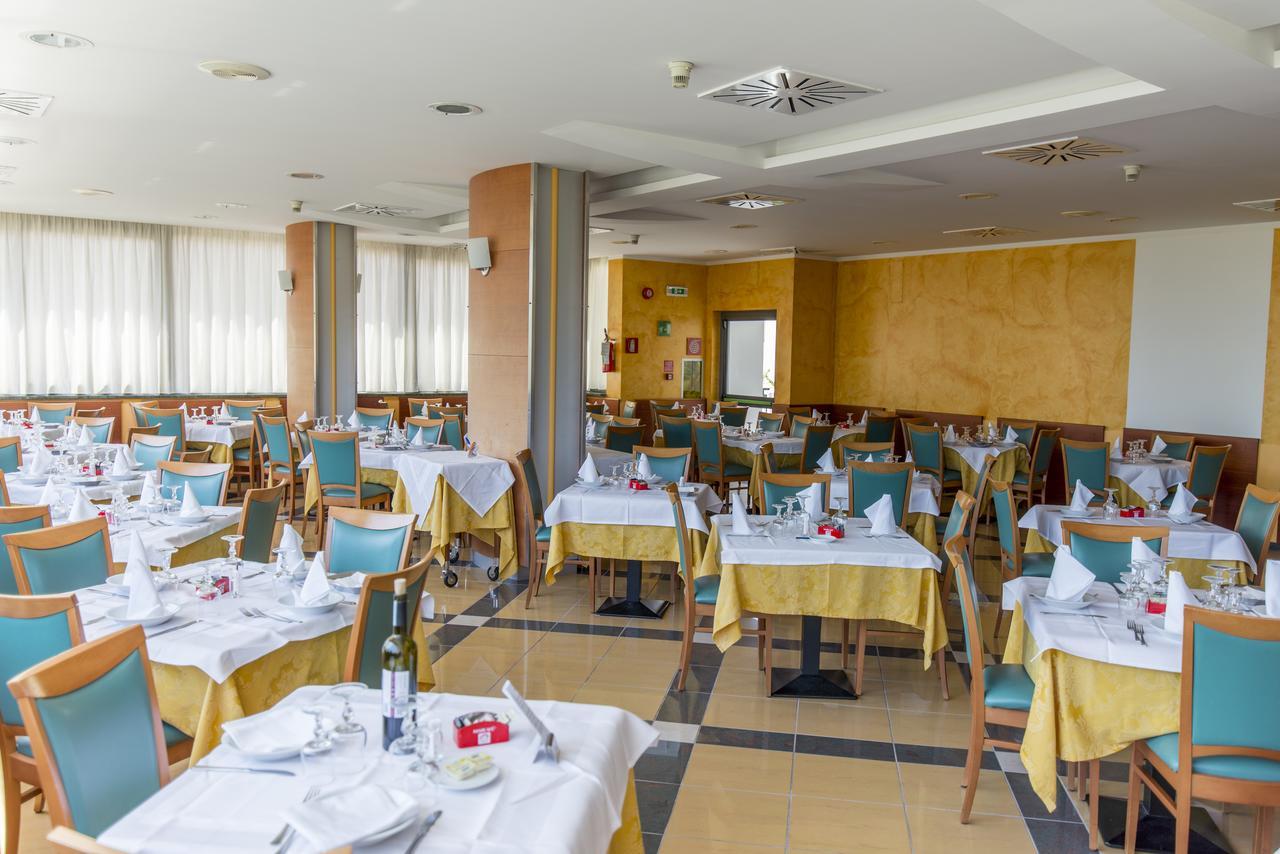 Hotel Atlas Alba Adriatica Dış mekan fotoğraf