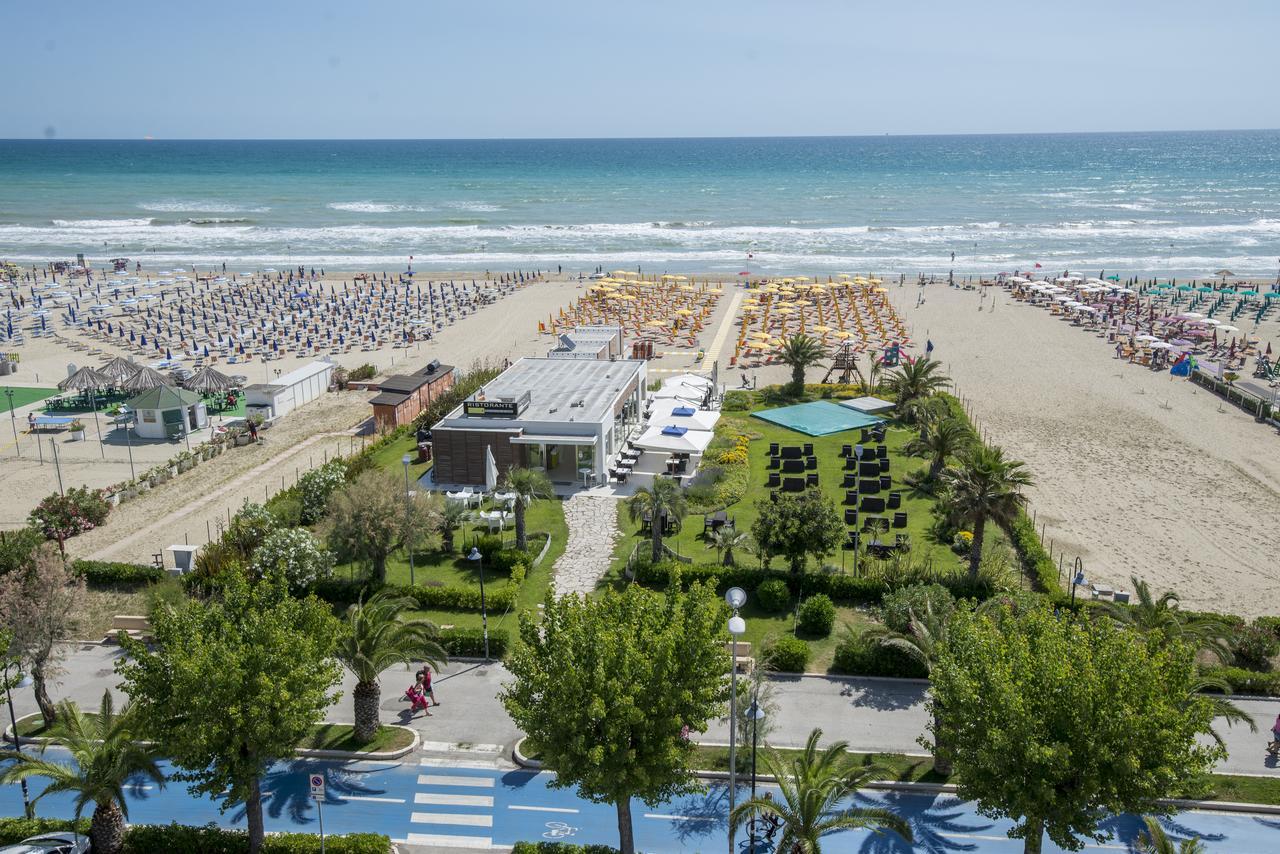 Hotel Atlas Alba Adriatica Dış mekan fotoğraf